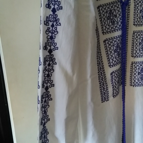 C & T BEACH SWIMSUIT COVER UP - Picture 3 of 5